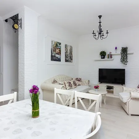Willa Atlantis Homes 2 *